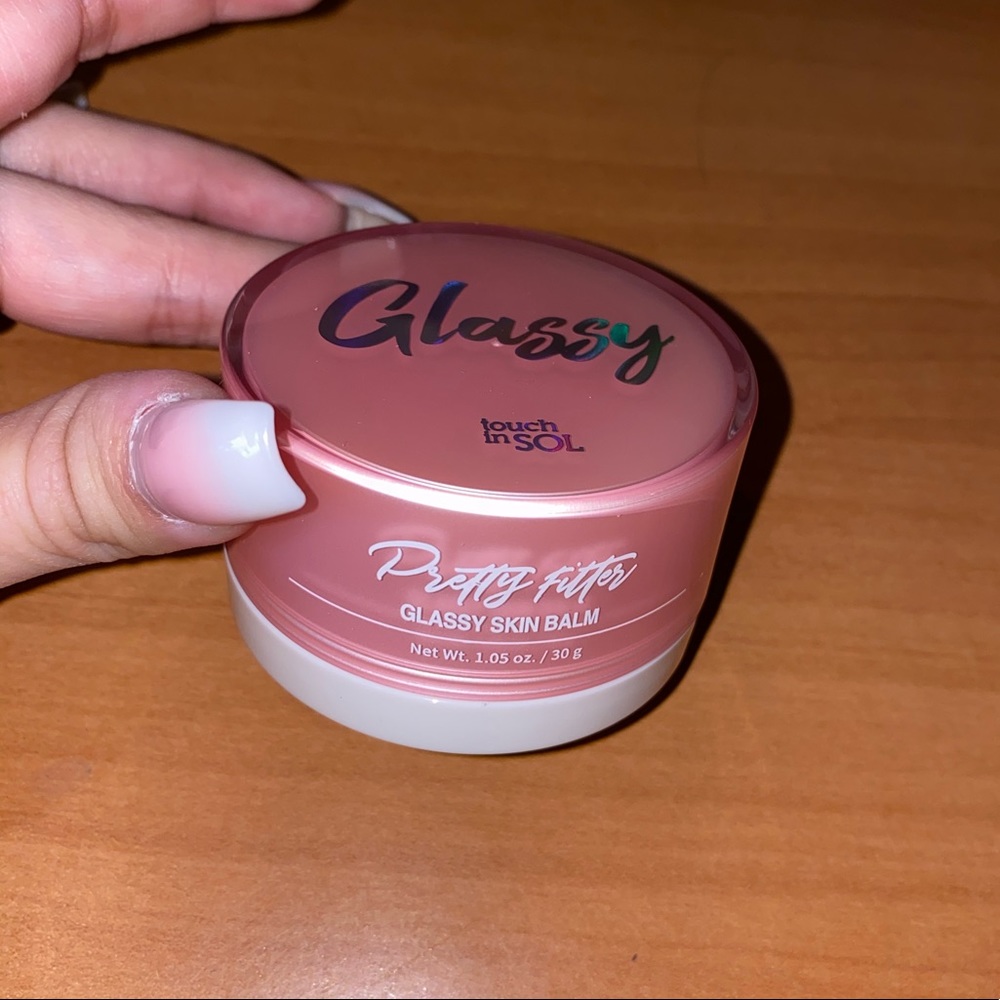 Touch in Sol Pretty Filter Skin Balm